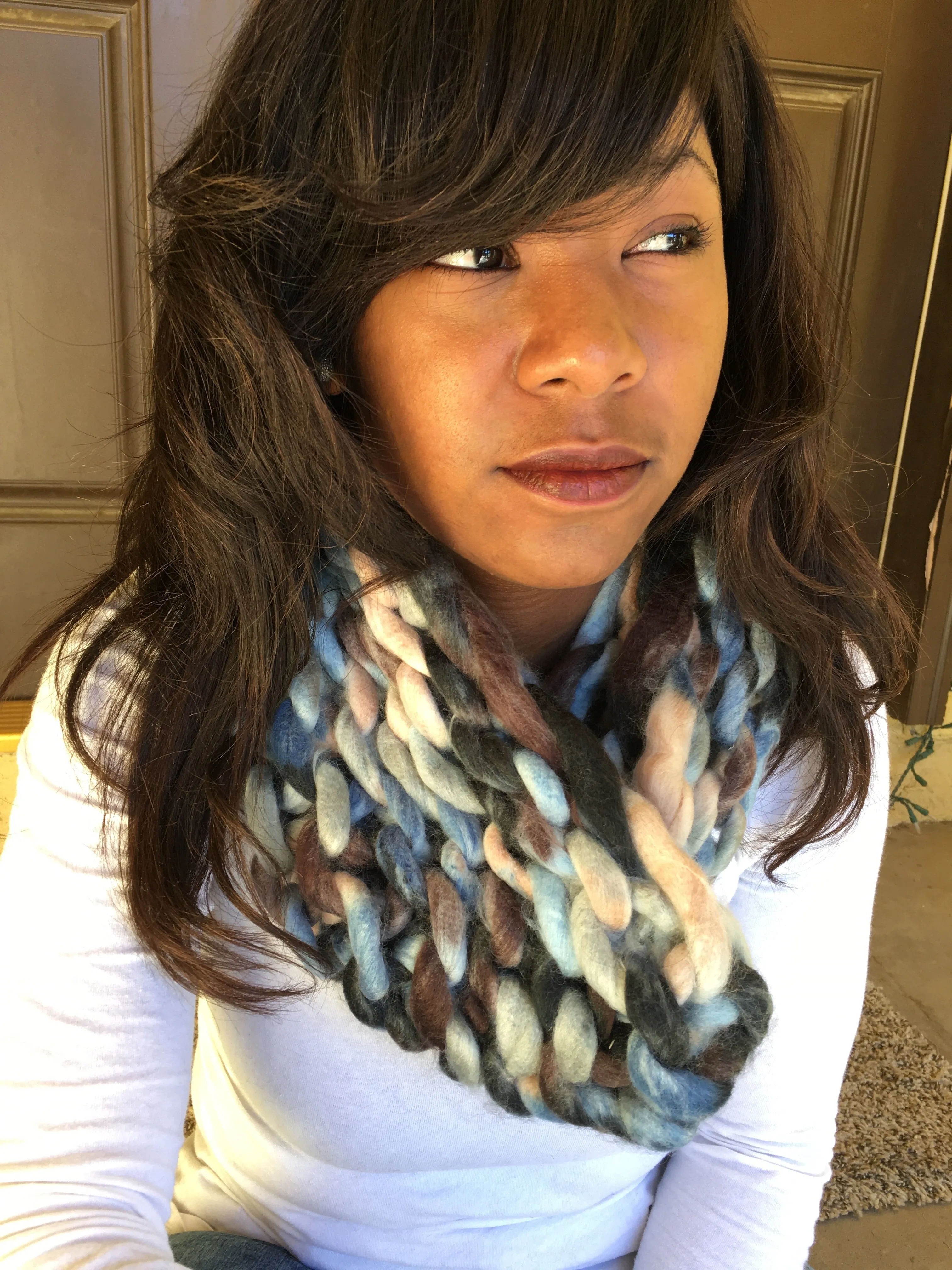 Chunky Yarn Knitted Infinity Scarf