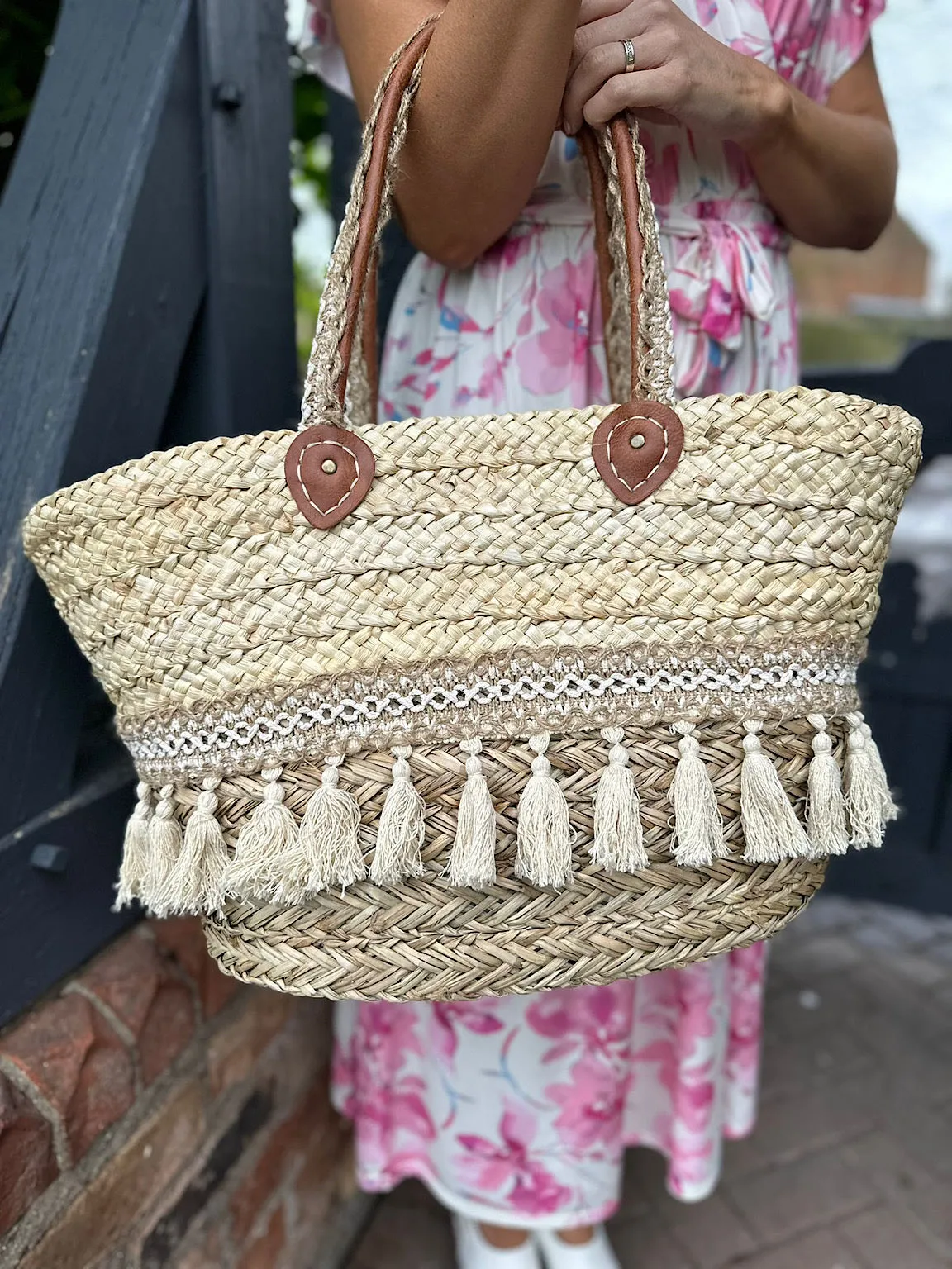 Natural Luxury Tassel Detail Bag