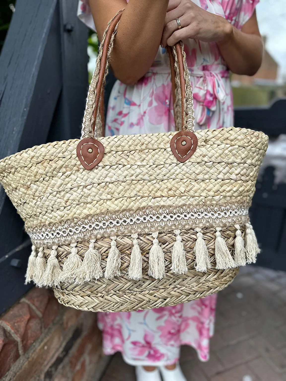 Natural Luxury Tassel Detail Bag