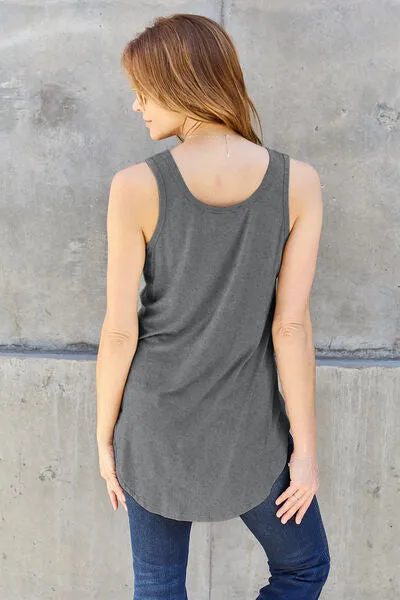 Simple Round Neck Sleeveless Top