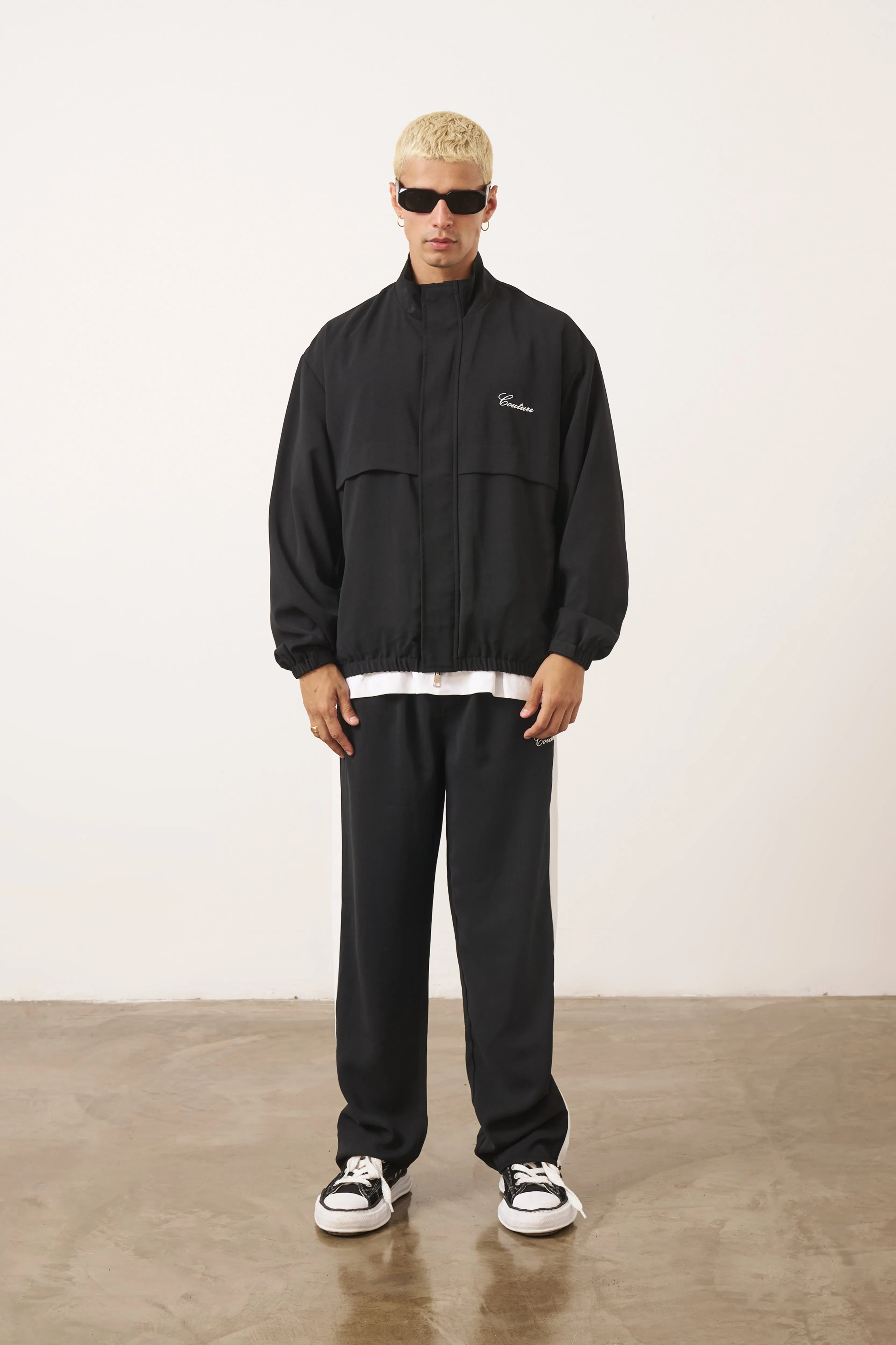 SMART LIGHTWEIGHT TRACK JACKET - BLACK