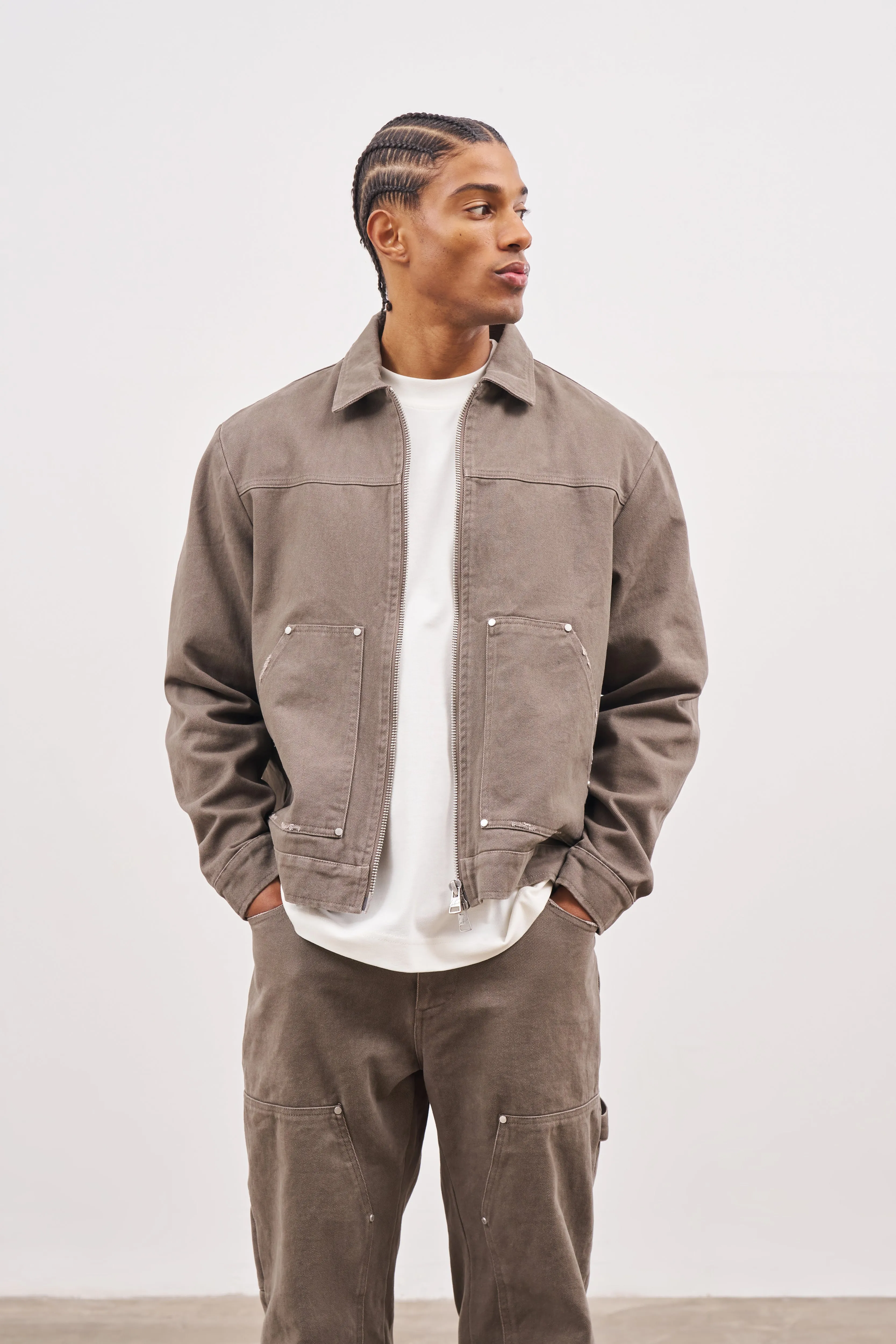 TWILL RIVET DETAIL CARPENTER JACKET - BROWN