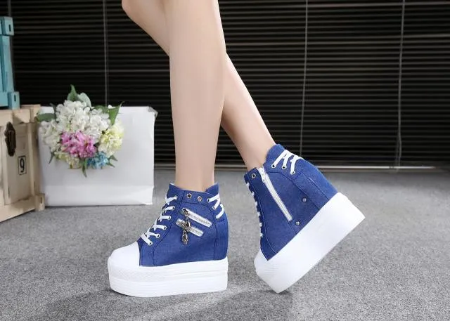 Women's Breathable Wedge Platform Sneakers with Hidden Heels