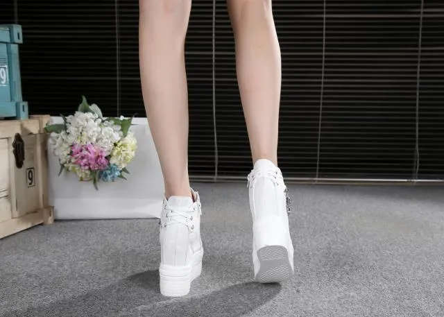 Women's Breathable Wedge Platform Sneakers with Hidden Heels