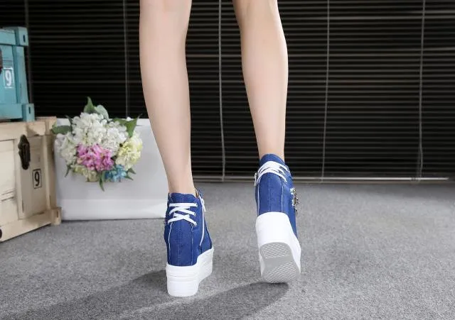 Women's Breathable Wedge Platform Sneakers with Hidden Heels